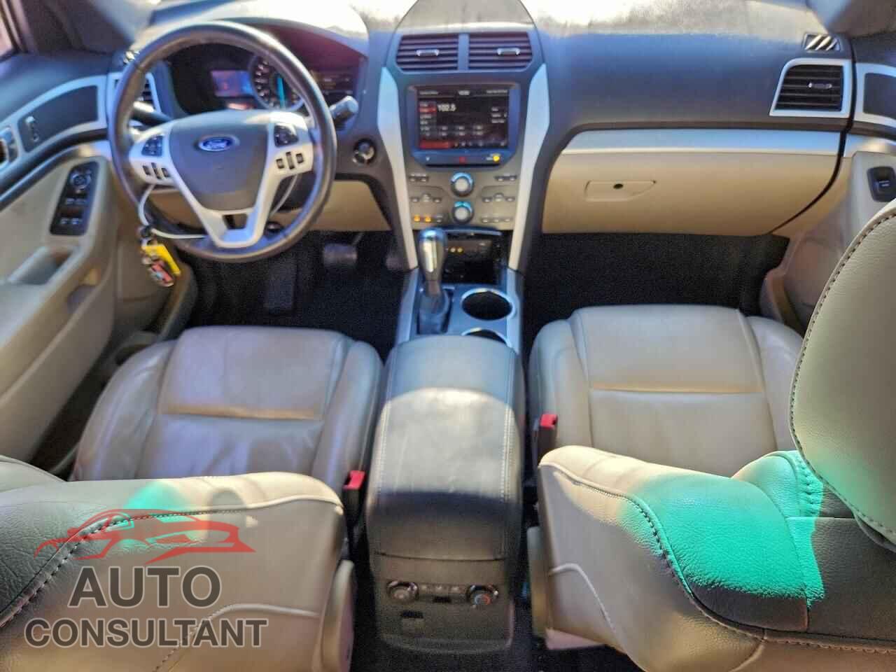FORD EXPLORER 2013 - 1FM5K7D8XDGA12108