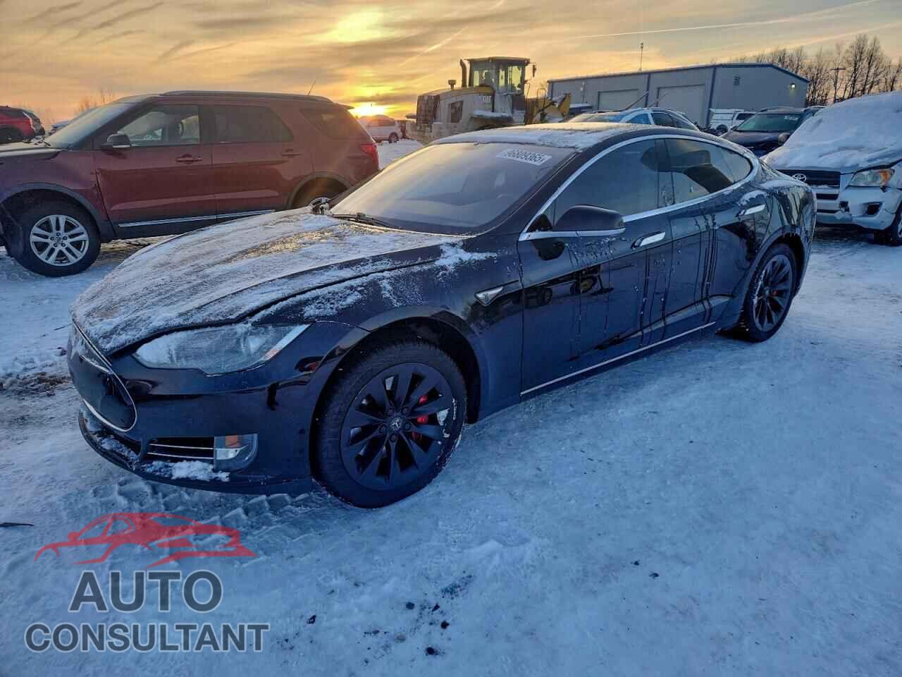 TESLA MODEL S 2013 - 5YJSA1DP9DFP18785
