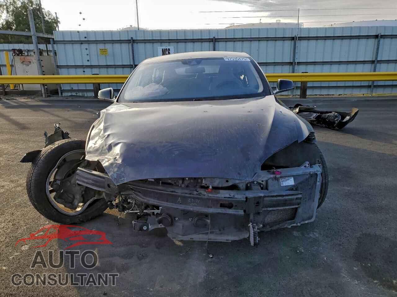 TESLA MODEL S 2014 - 5YJSA1S10EFP55756