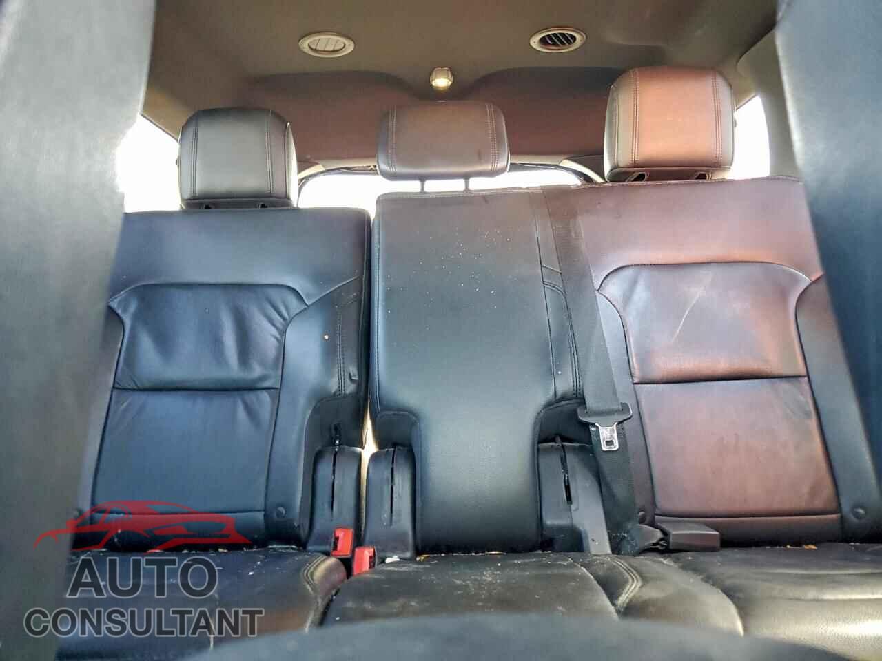 FORD EXPLORER 2018 - 1FM5K7D80JGB04291