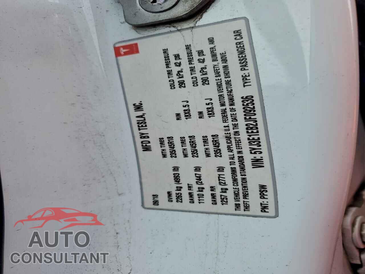 TESLA MODEL 3 2018 - 5YJ3E1EB2JF092536