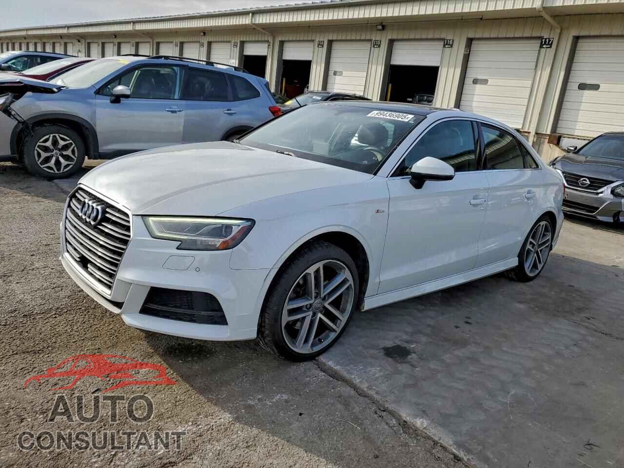 AUDI A3 2018 - WAUGUGFF4J1090740