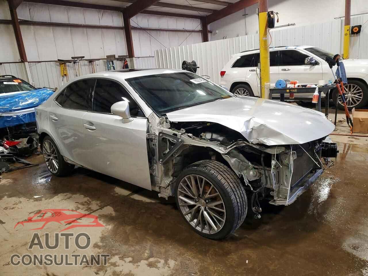 LEXUS IS 2014 - JTHCF1D29E5004666