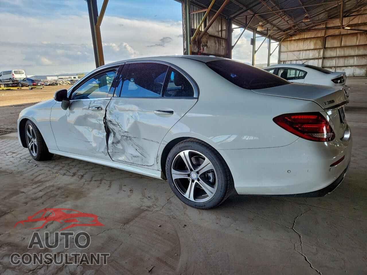MERCEDES-BENZ E-CLASS 2017 - WDDZF4JB9HA053353
