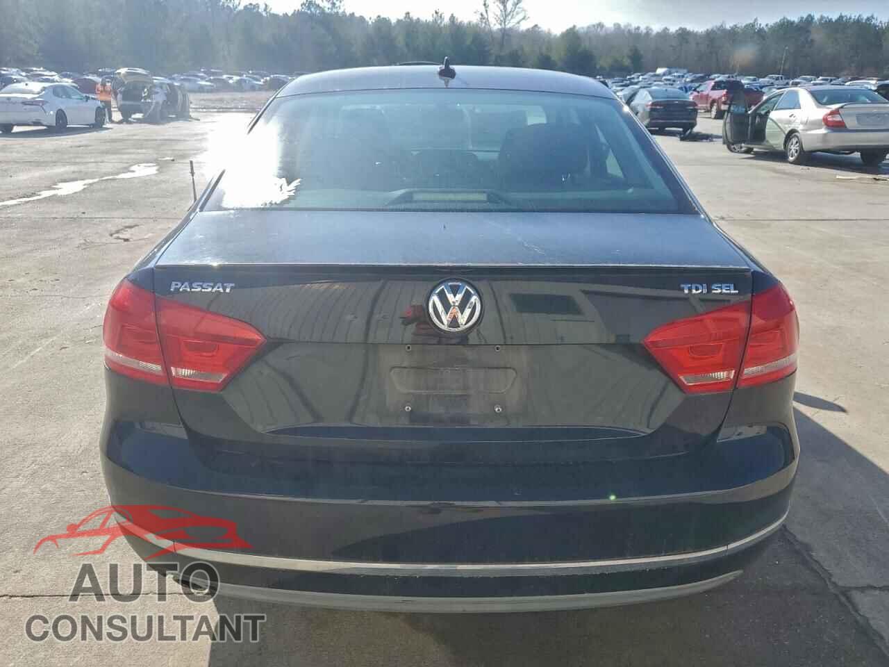 VOLKSWAGEN PASSAT 2013 - 1VWCN7A37DC030596