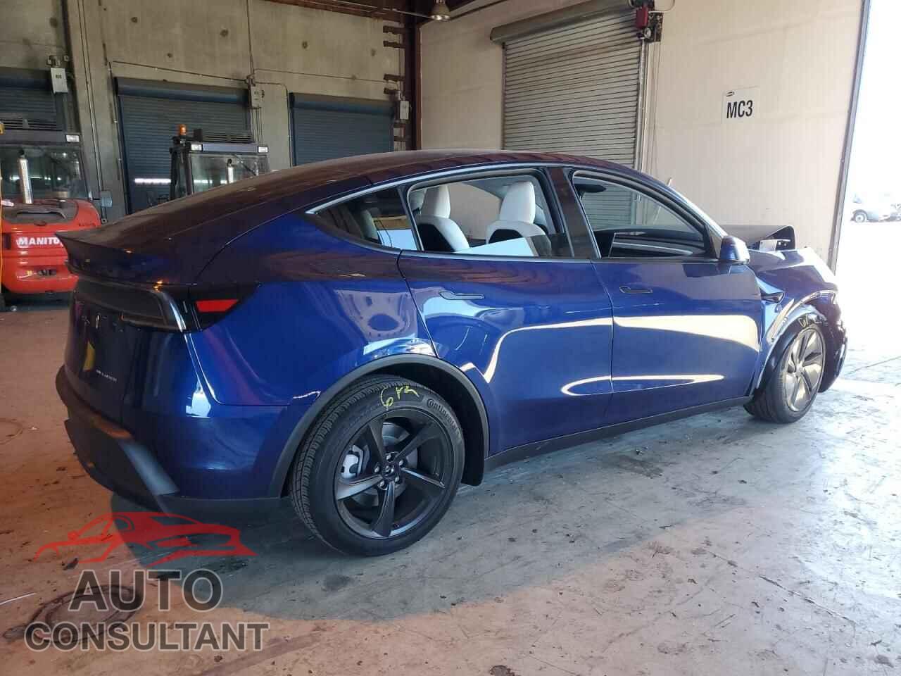 TESLA MODEL Y 2026 - 7SAYGDEE7TF454877