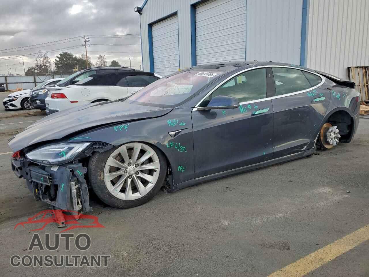 TESLA MODEL S 2017 - 5YJSA1E23HF219280