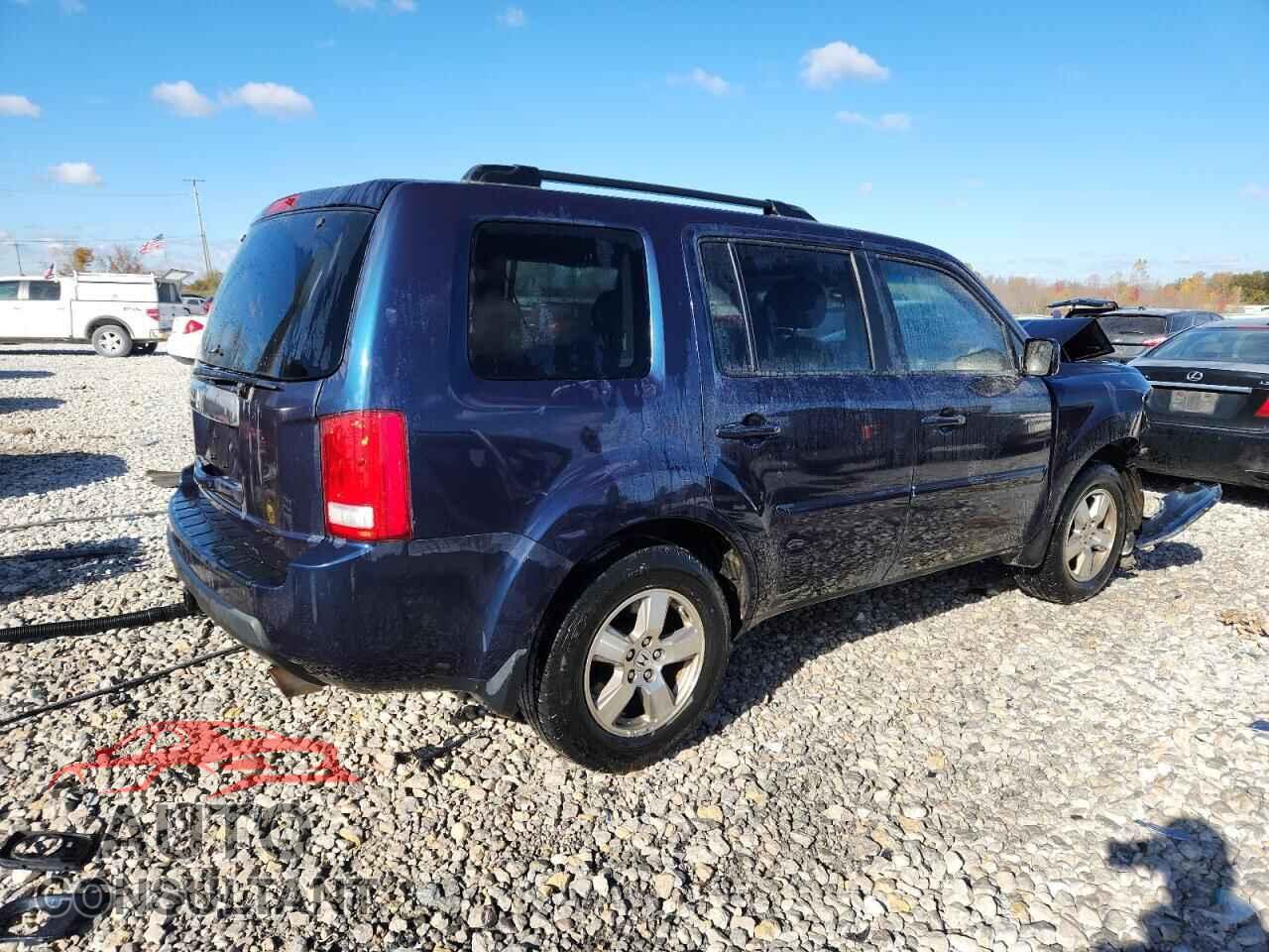 HONDA PILOT 2011 - 5FNYF3H73BB056295