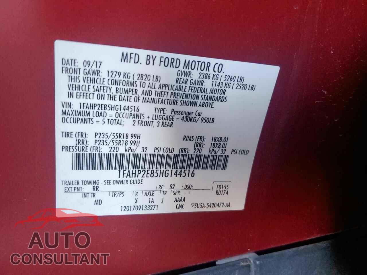 FORD TAURUS 2017 - 1FAHP2E85HG144516