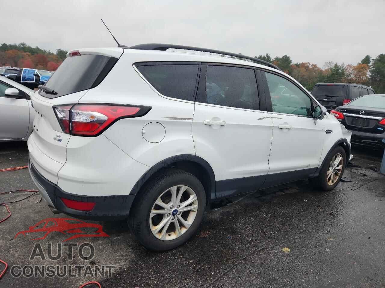 FORD ESCAPE 2018 - 1FMCU9GD6JUC24264