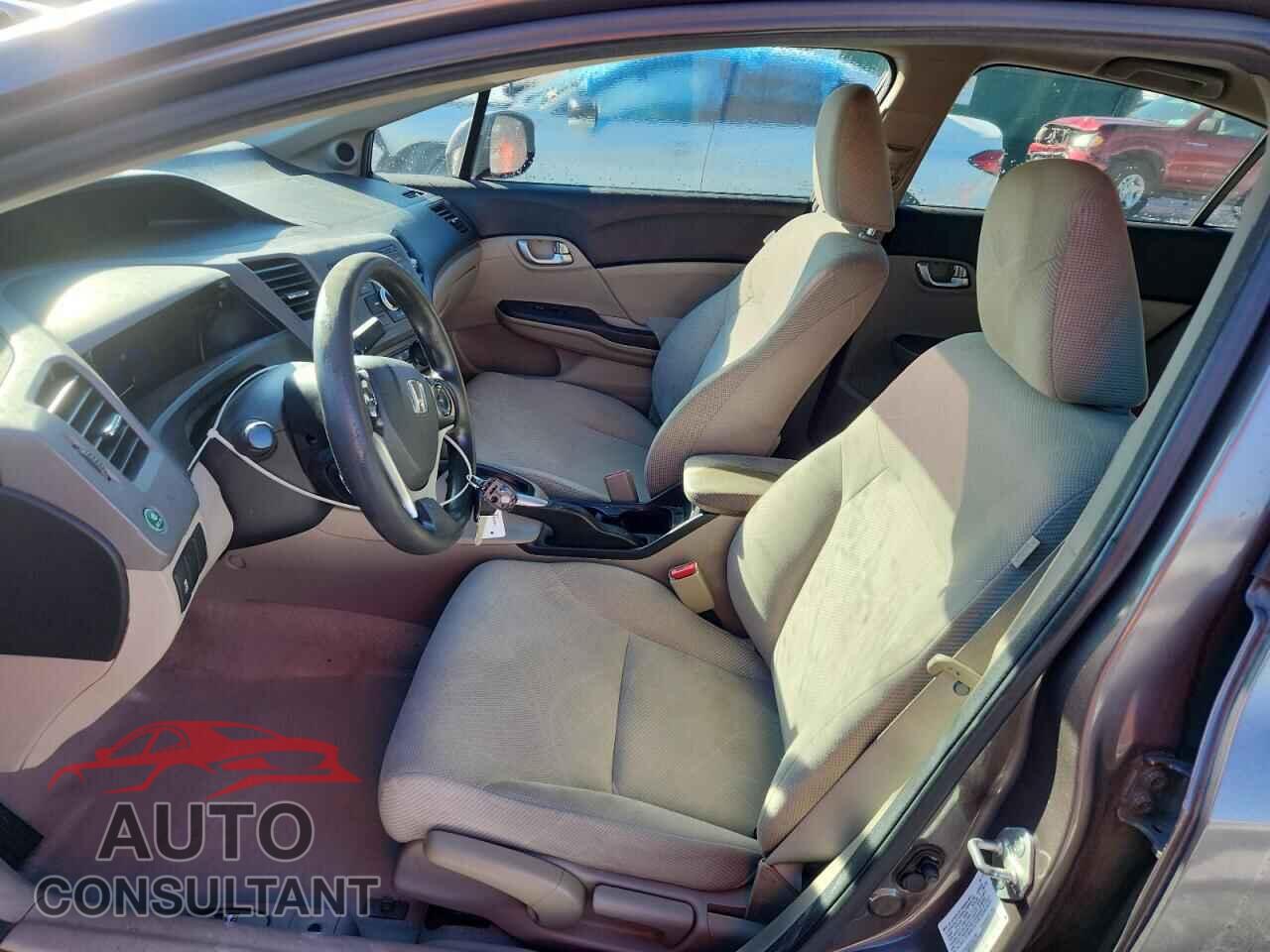 HONDA CIVIC 2012 - 2HGFB2F82CH527083