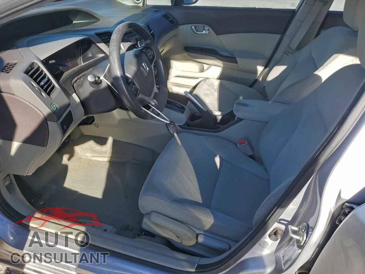 HONDA CIVIC 2012 - 2HGFB2F80CH510055