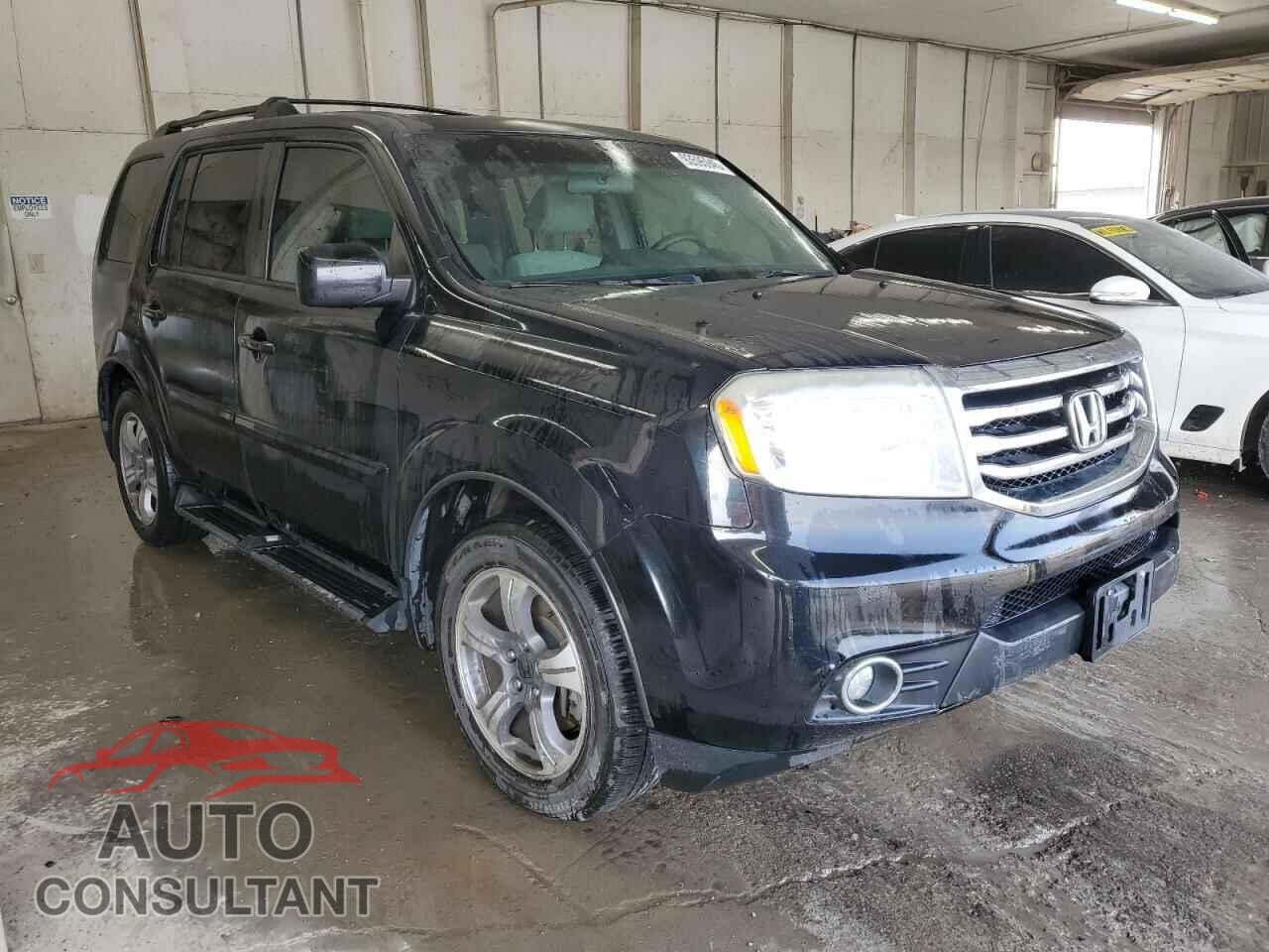 HONDA PILOT 2015 - 5FNYF4H31FB076876