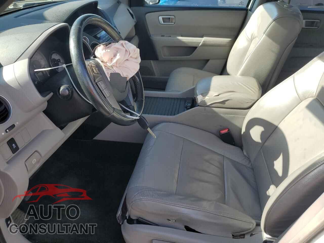 HONDA PILOT 2015 - 5FNYF4H53FB008063