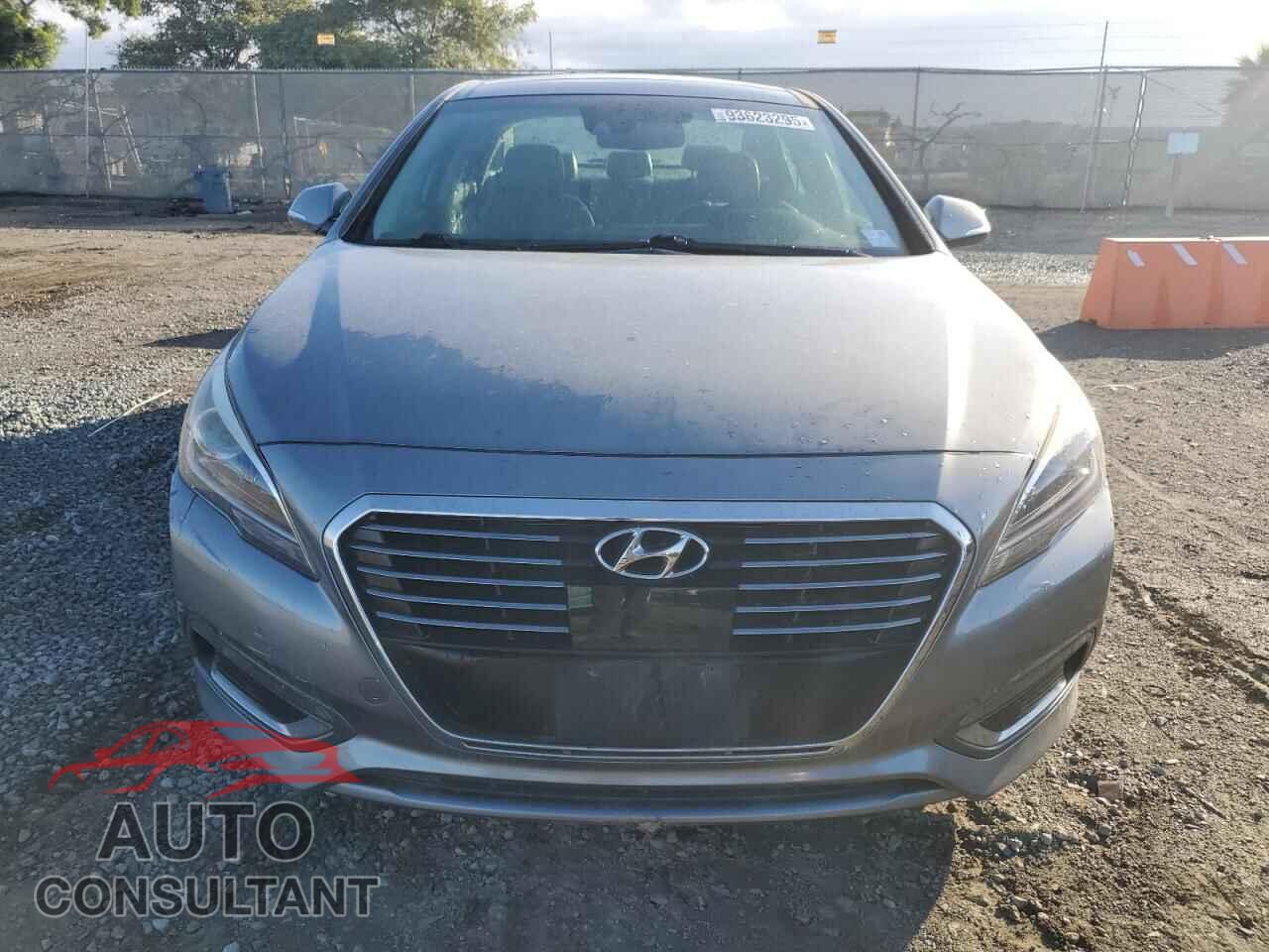 HYUNDAI SONATA 2017 - KMHE34L31HA064561