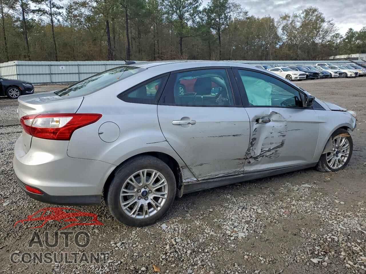 FORD FOCUS 2012 - 1FAHP3F21CL372948