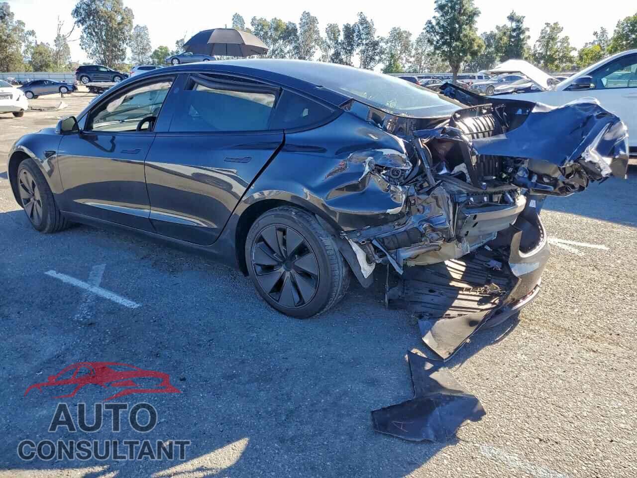 TESLA MODEL 3 2024 - 5YJ3E1EA2RF848921