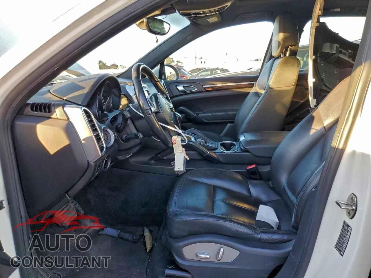 PORSCHE CAYENNE 2011 - WP1AA2A21BLA05219