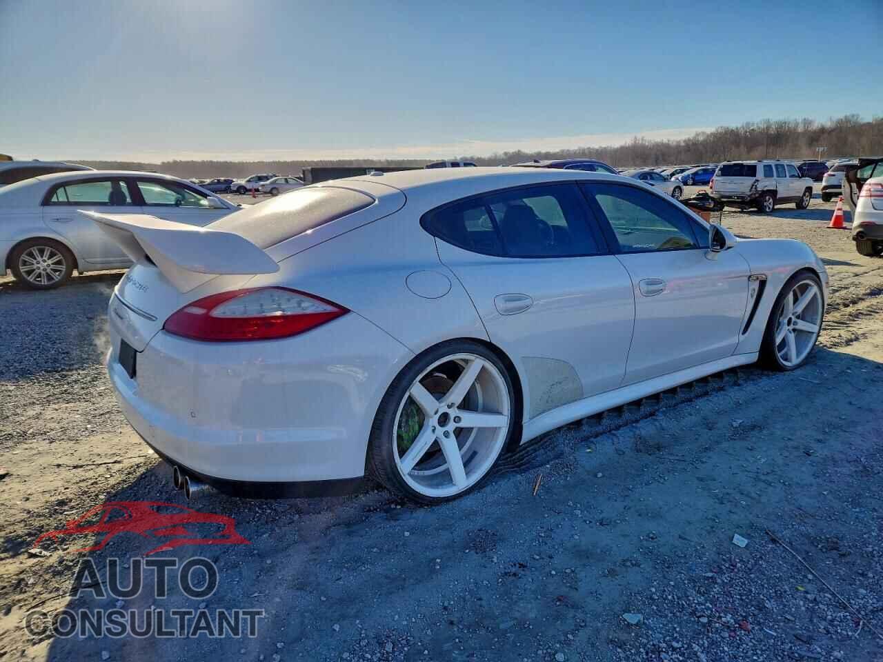 PORSCHE PANAMERA 2011 - WP0AA2A74BL010315