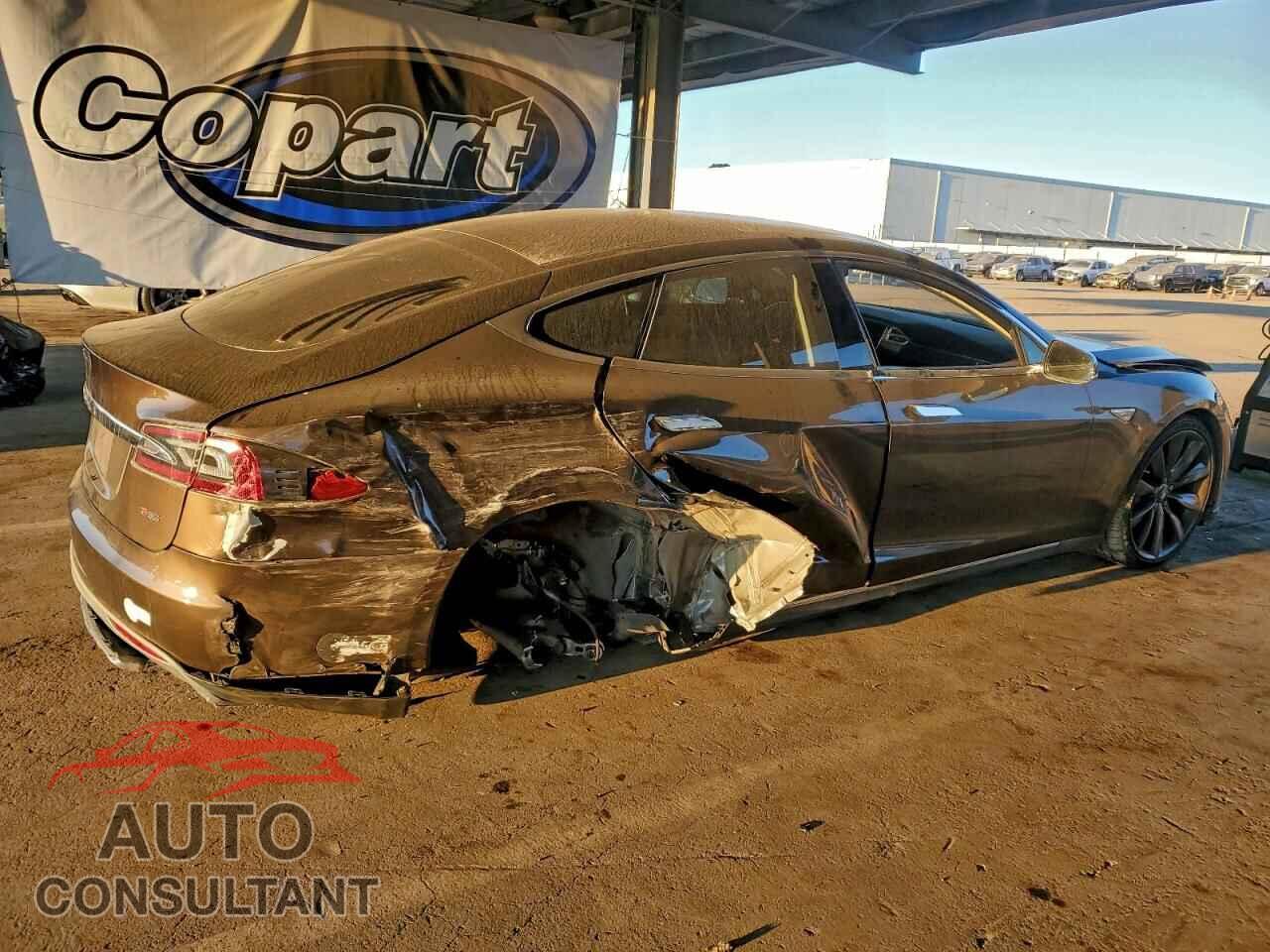 TESLA MODEL S 2013 - 5YJSA1CP1DFP28387
