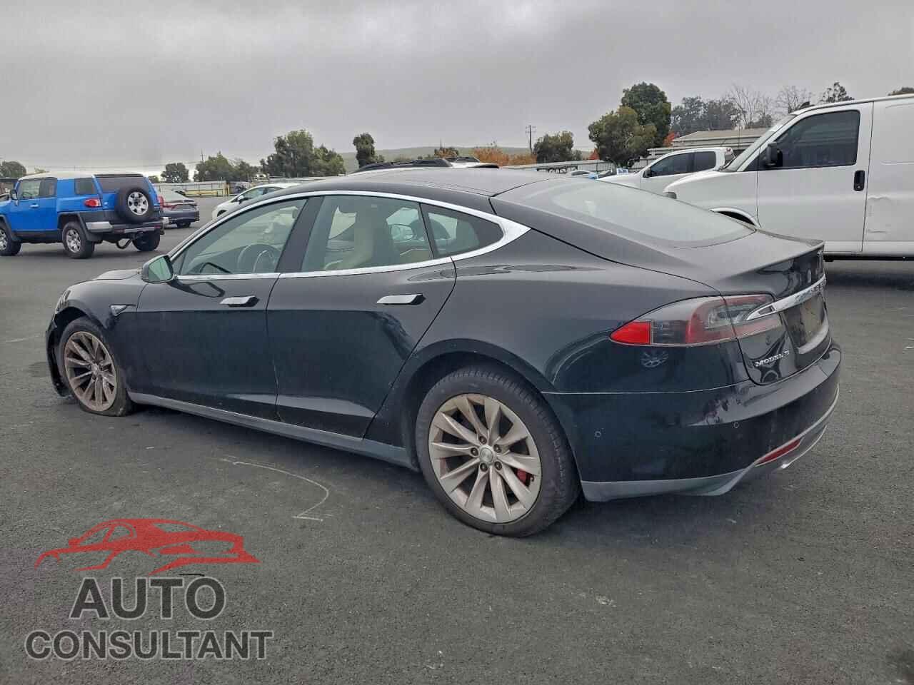 TESLA MODEL S 2015 - 5YJSA1E47FF110870