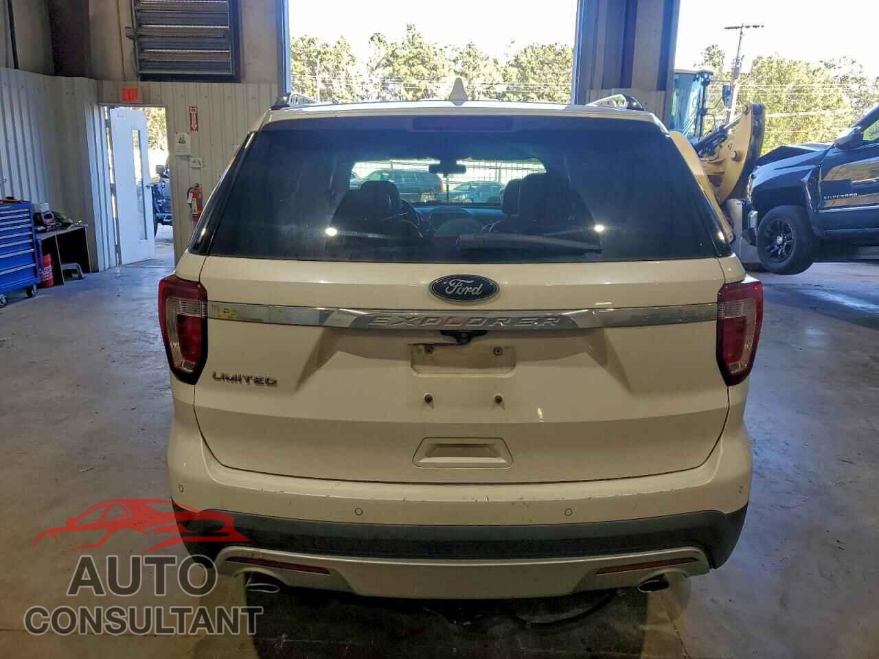 FORD EXPLORER 2017 - 1FM5K7F8XHGD85314