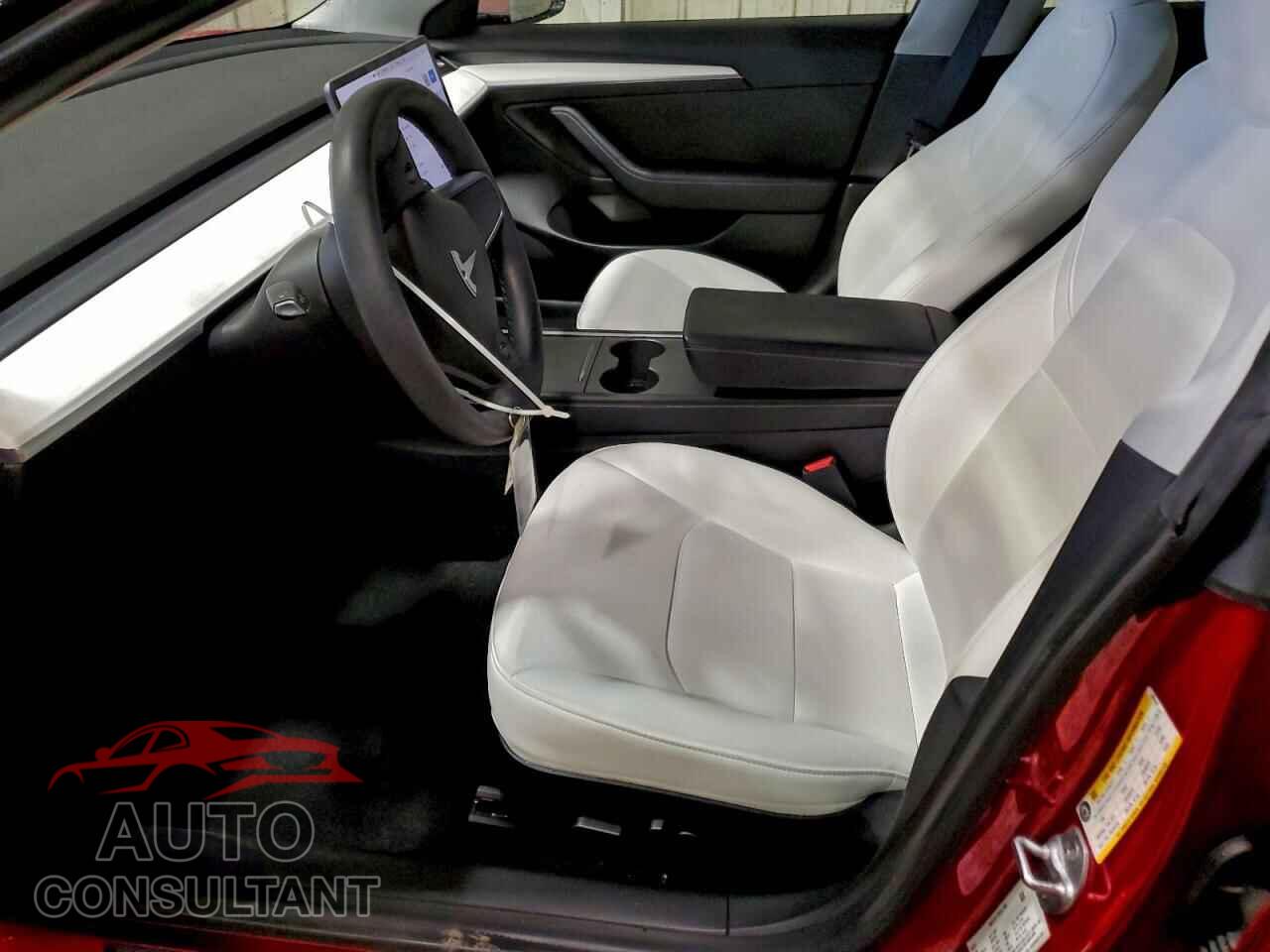 TESLA MODEL 3 2021 - 5YJ3E1EB2MF032552