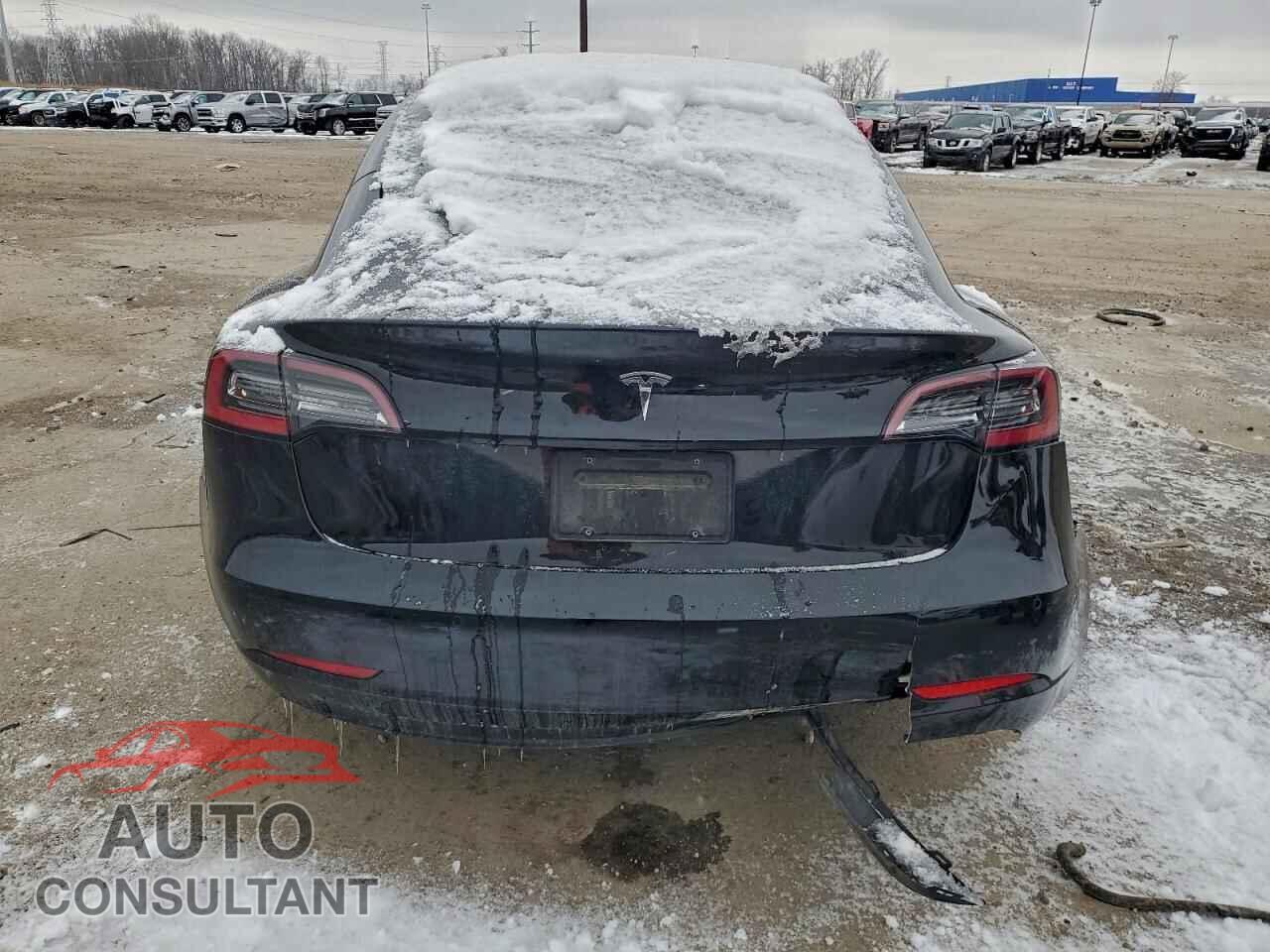 TESLA MODEL 3 2021 - 5YJ3E1EA0MF075309