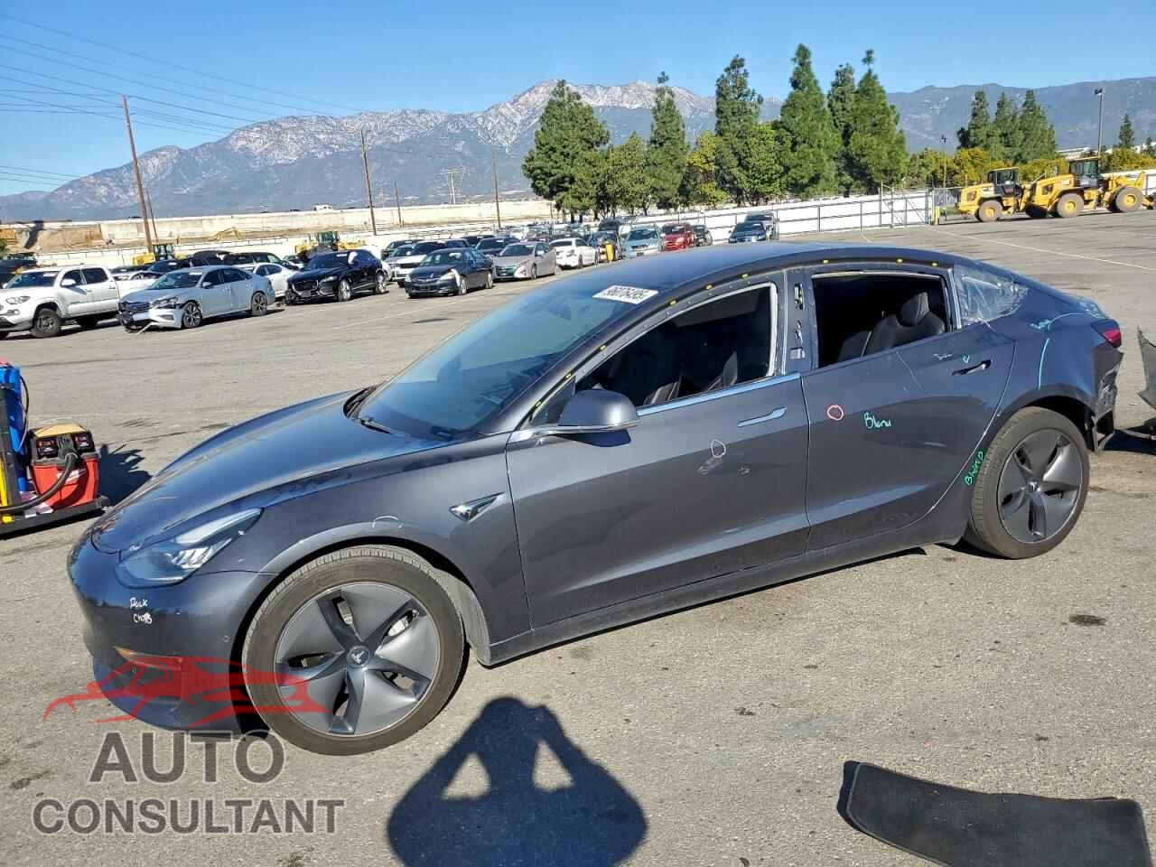 TESLA MODEL 3 2018 - 5YJ3E1EB4JF065922