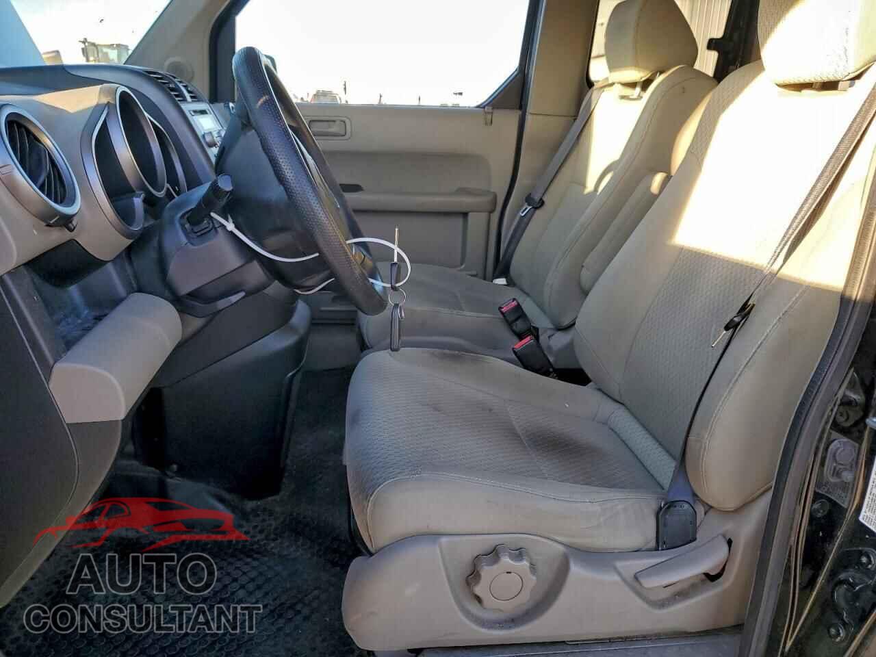 HONDA ELEMENT 2011 - 5J6YH1H73BL002209