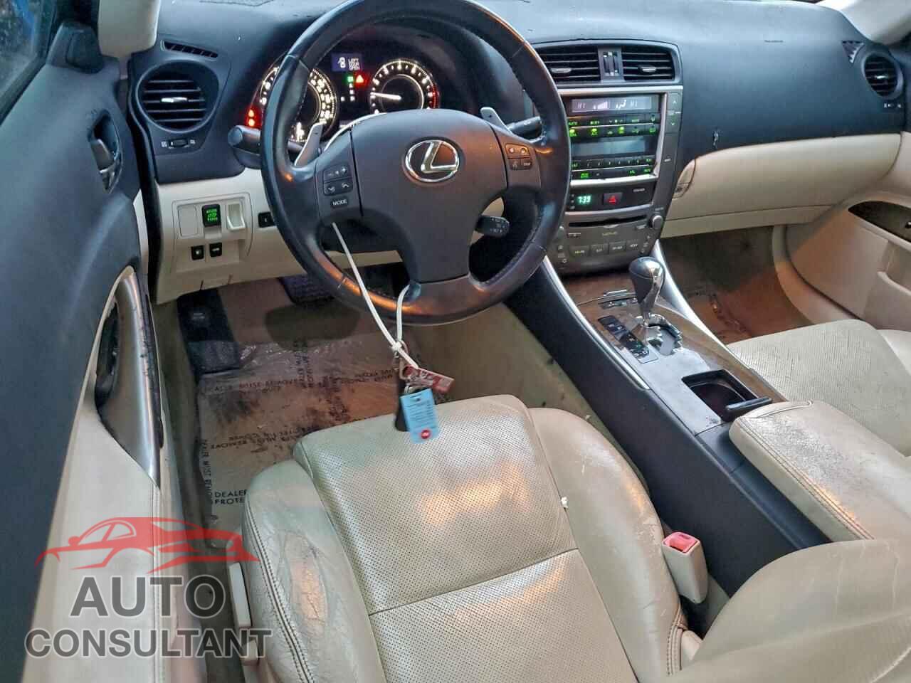 LEXUS IS 2010 - JTHFF2C23A2512180