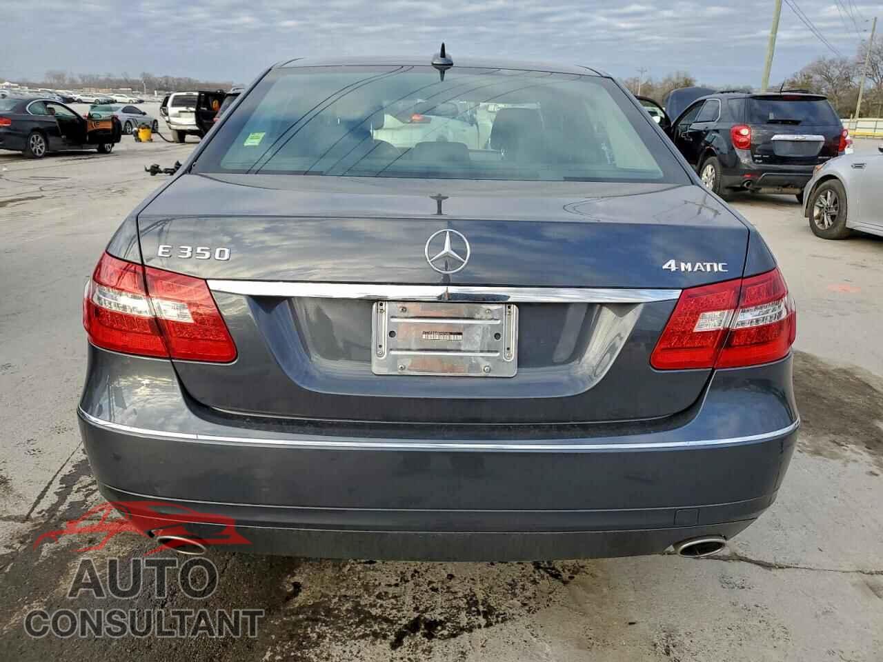 MERCEDES-BENZ E-CLASS 2011 - WDDHF8HB4BA442644