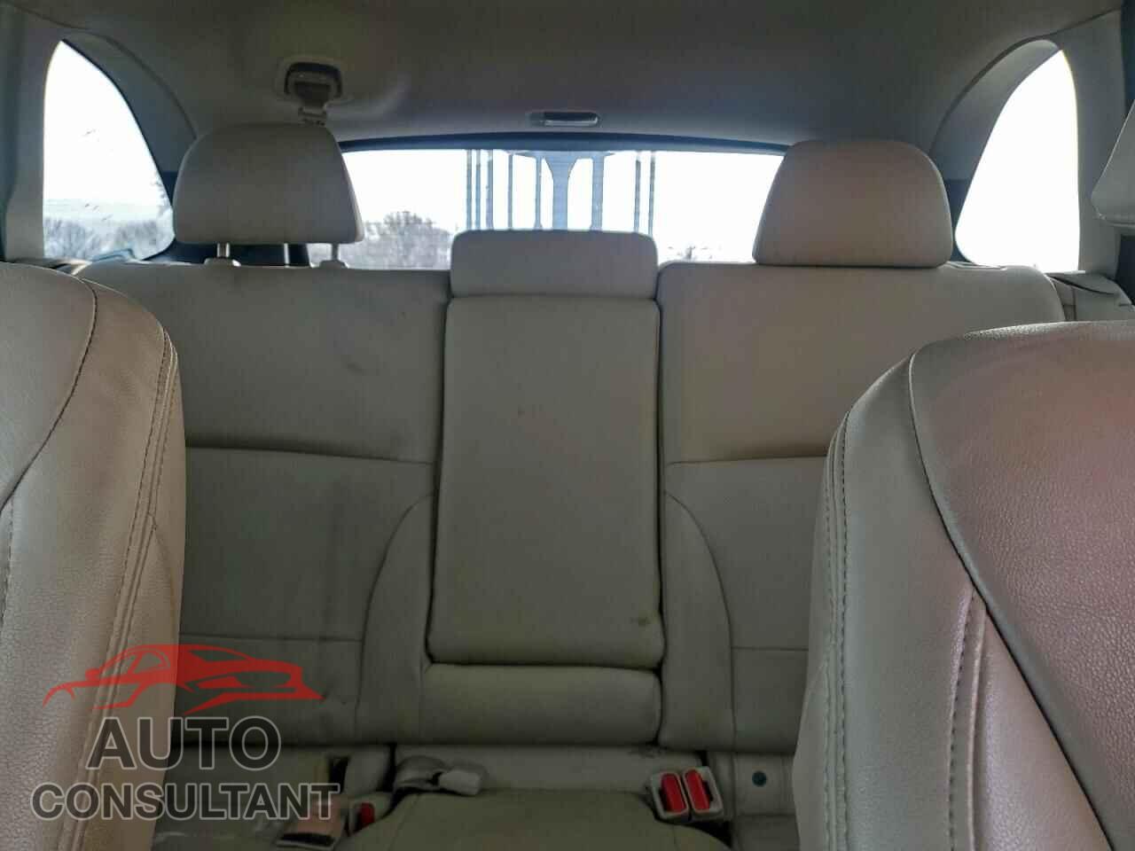 SUBARU OUTBACK 2016 - 4S4BSBNC2G3240950