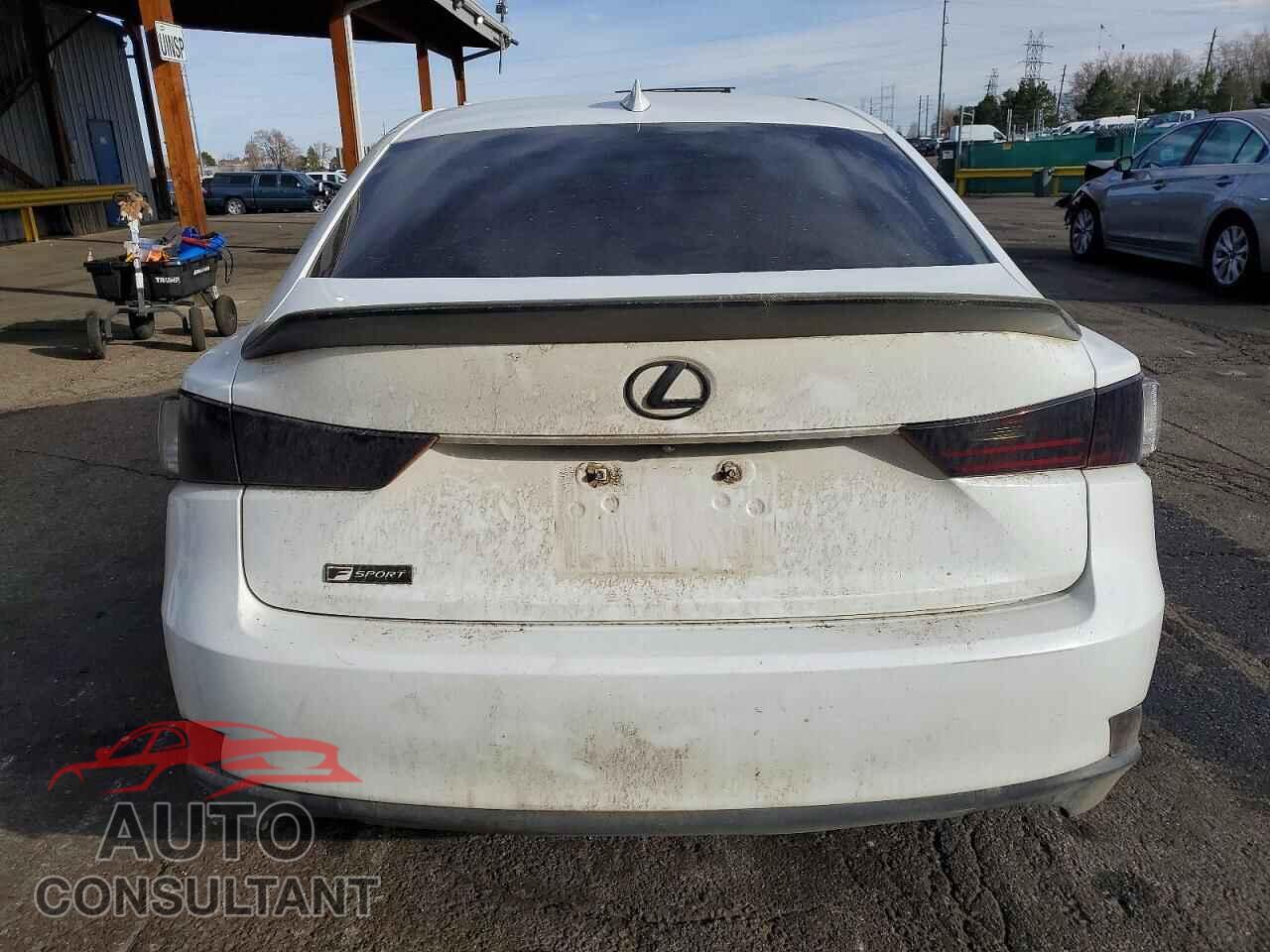 LEXUS IS 2015 - JTHCF1D28F5021542