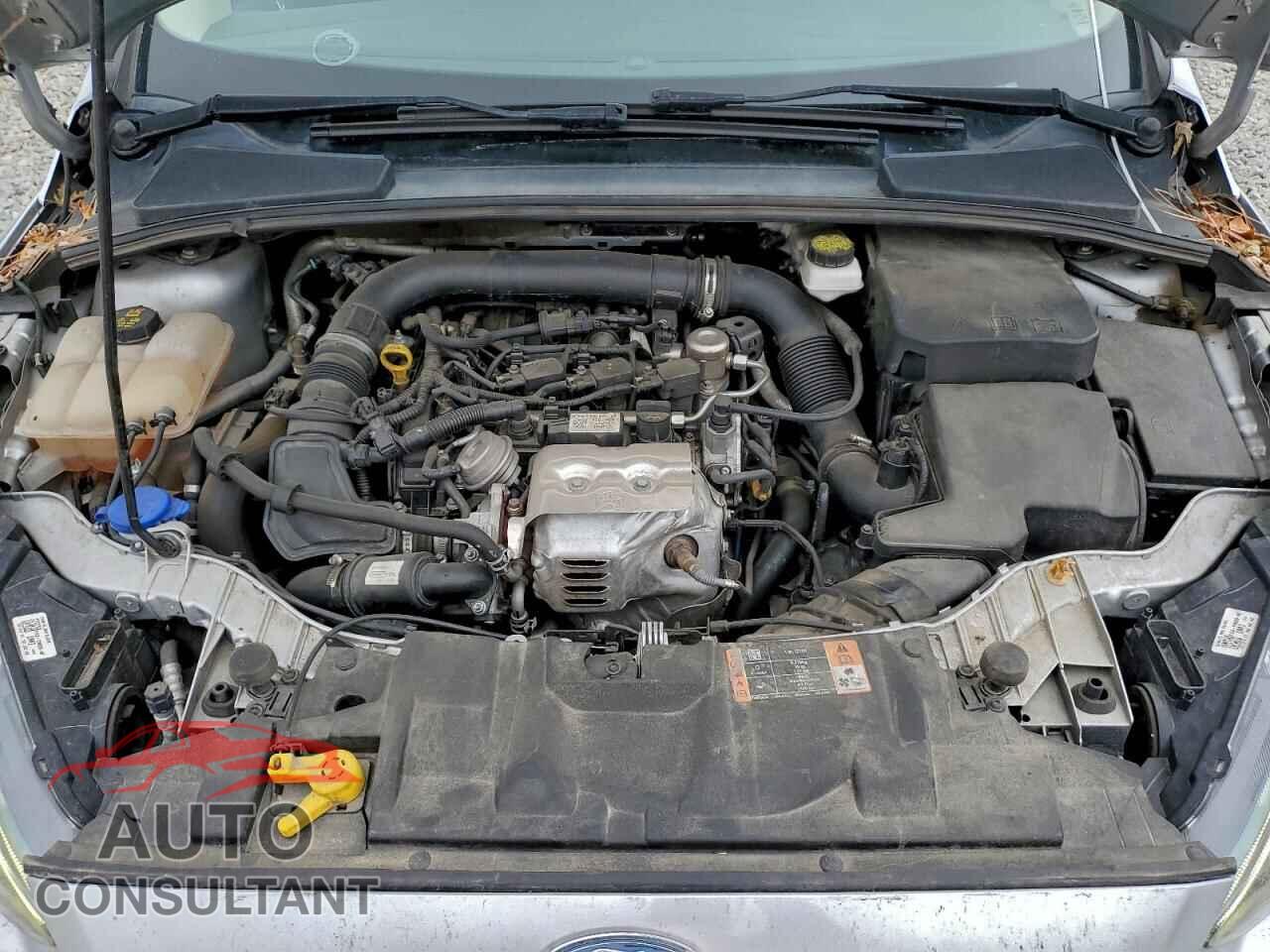 FORD FOCUS 2018 - 1FADP3FE1JL236163