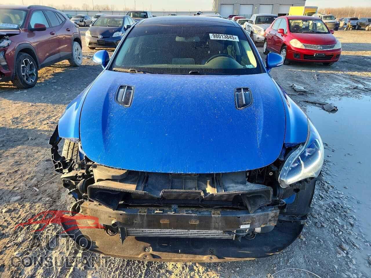 KIA STINGER 2019 - KNAE15LA2K6050741