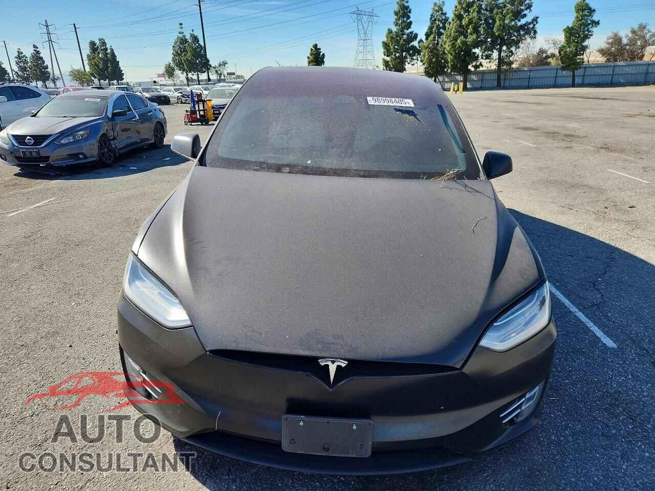 TESLA MODEL X 2019 - 5YJXCBE48KF186792