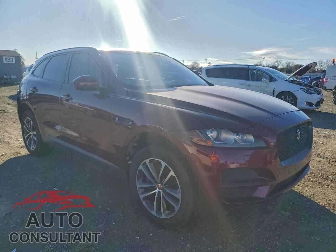 JAGUAR F-PACE 2017 - SADCK2BV8HA897039