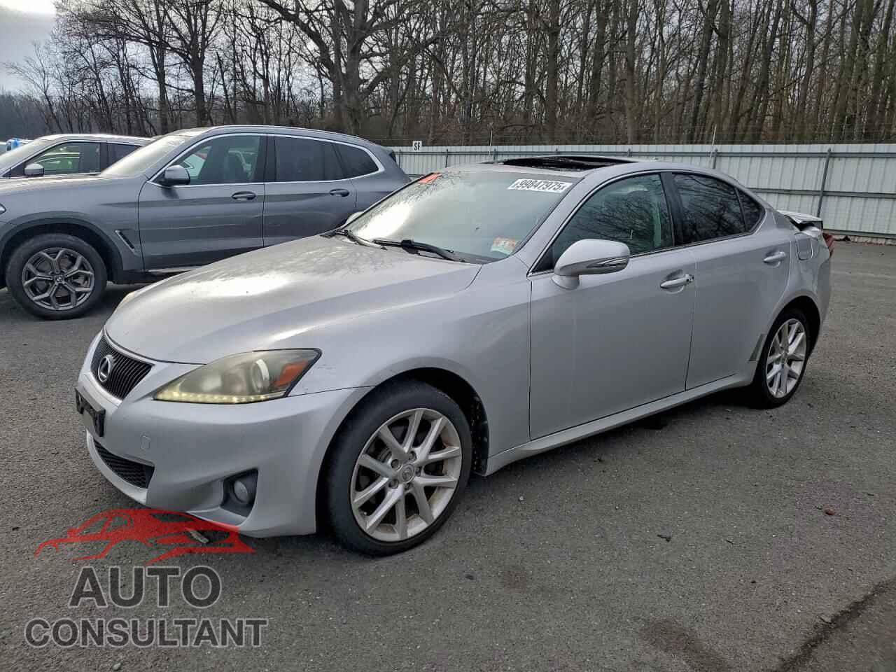 LEXUS IS 2011 - JTHCF5C23B5048375