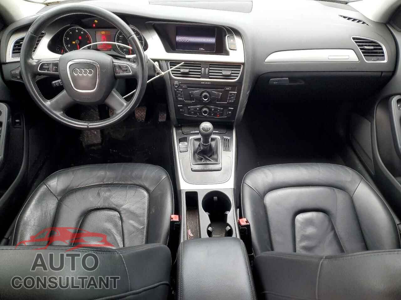 AUDI A4 2011 - WAUDFAFL8BA085848
