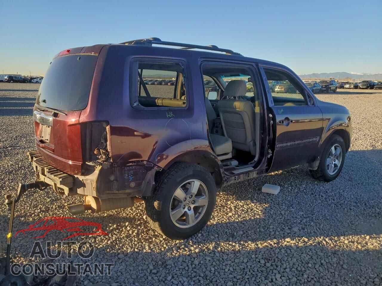 HONDA PILOT 2011 - 5FNYF3H53BB004857