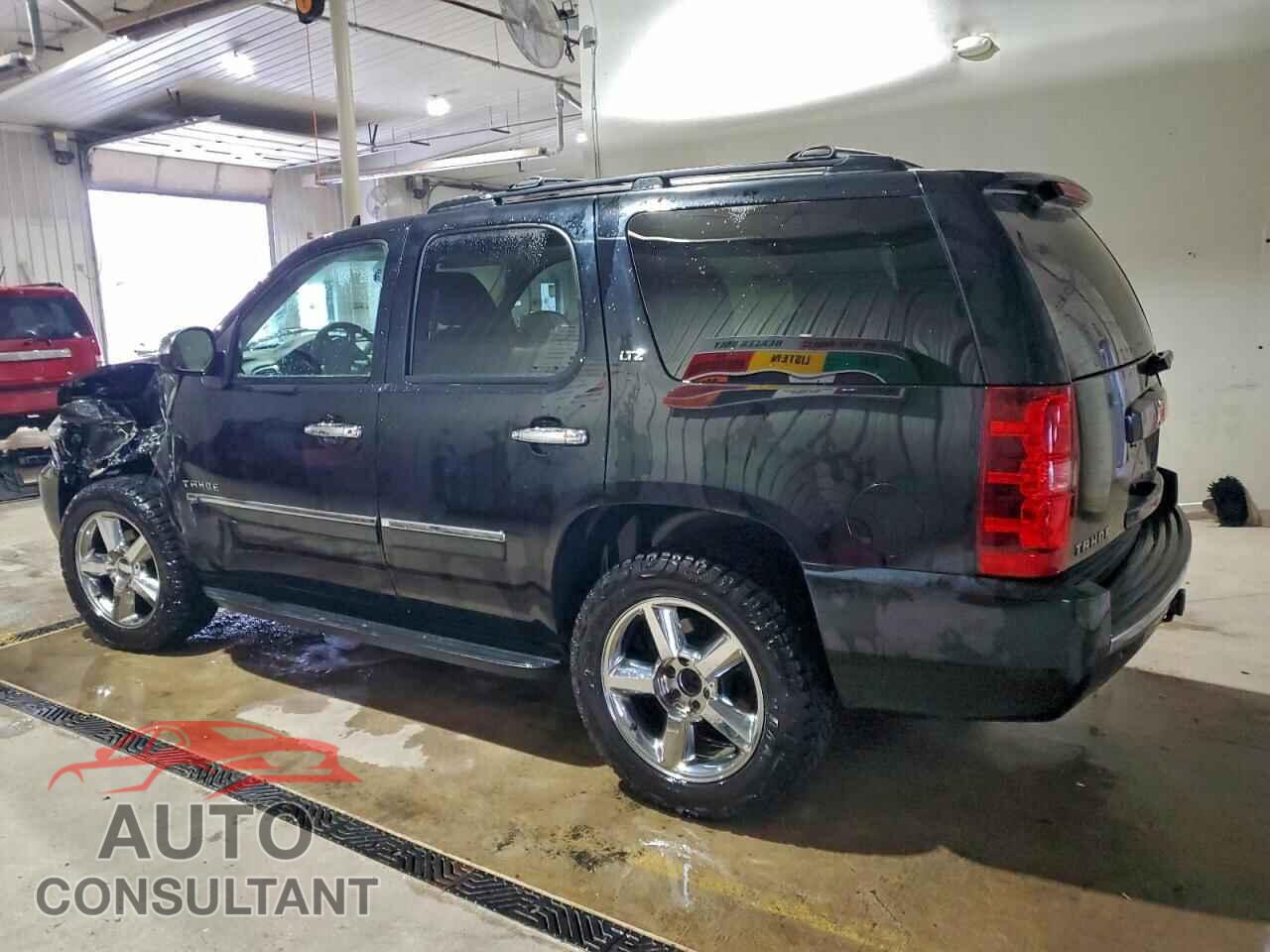 CHEVROLET TAHOE 2013 - 1GNSKCE08DR253184