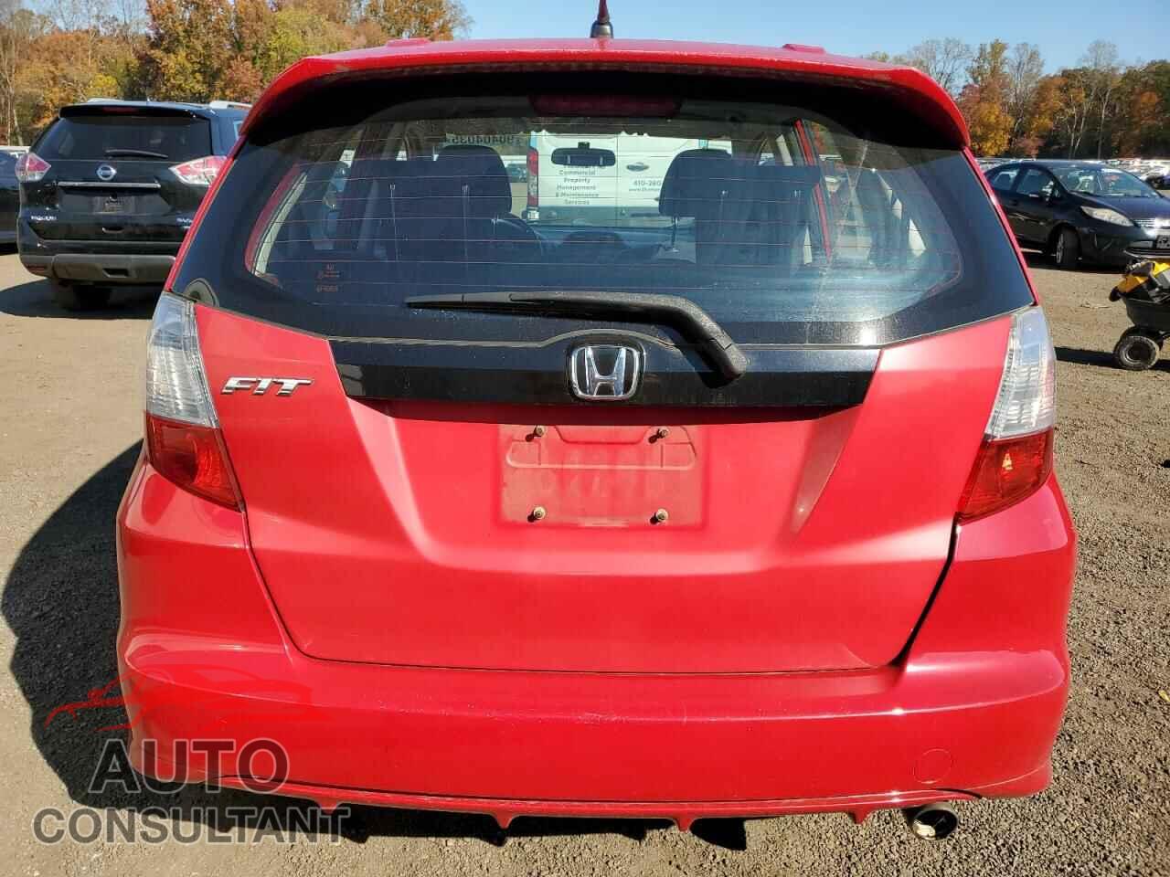 HONDA FIT 2012 - JHMGE8G58CS008564