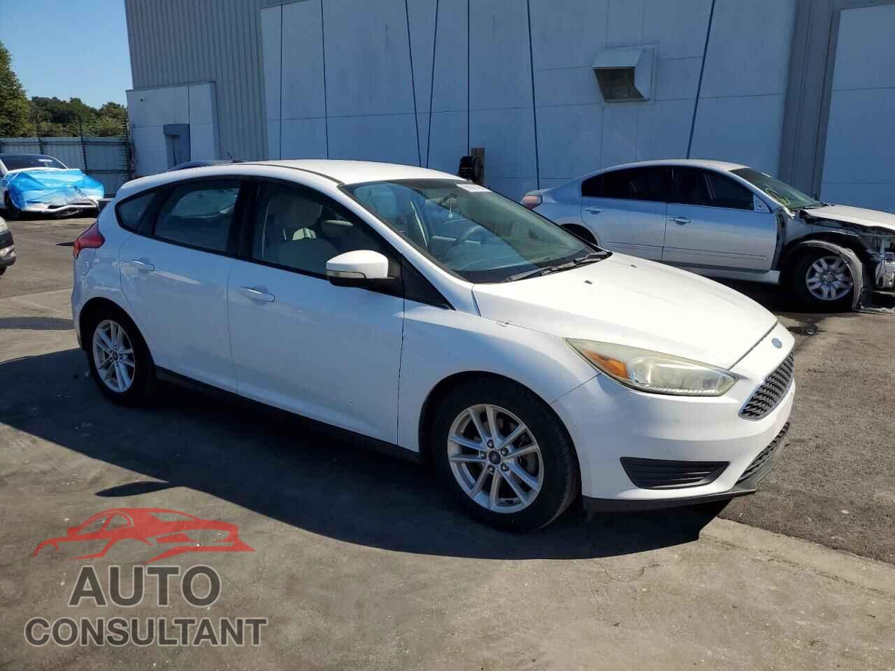FORD FOCUS 2016 - 1FADP3K28GL356465