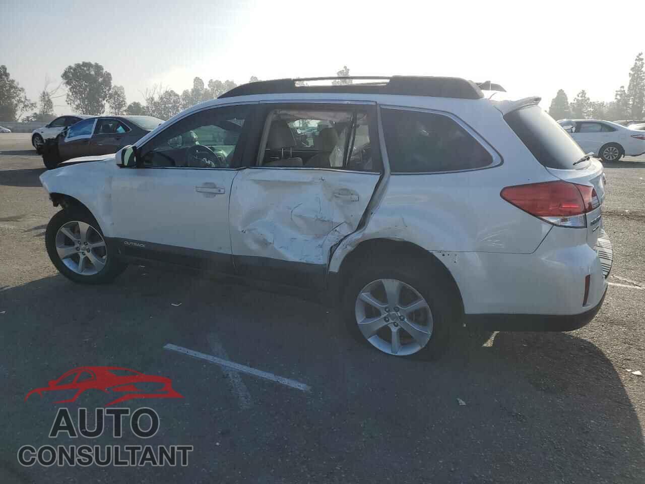 SUBARU OUTBACK 2014 - 4S4BRBKC8E3244711