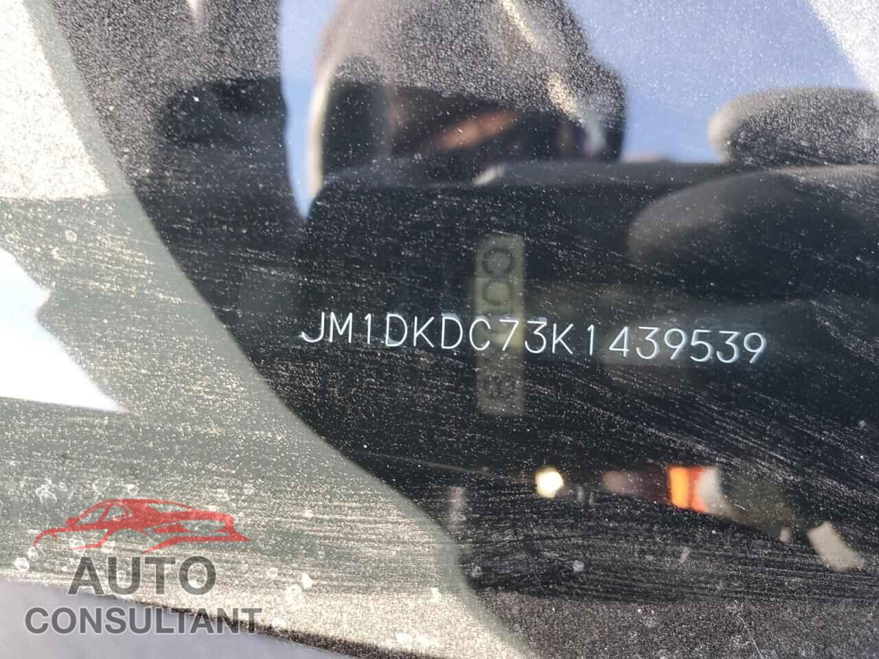 MAZDA CX-3 2019 - JM1DKDC73K1439539