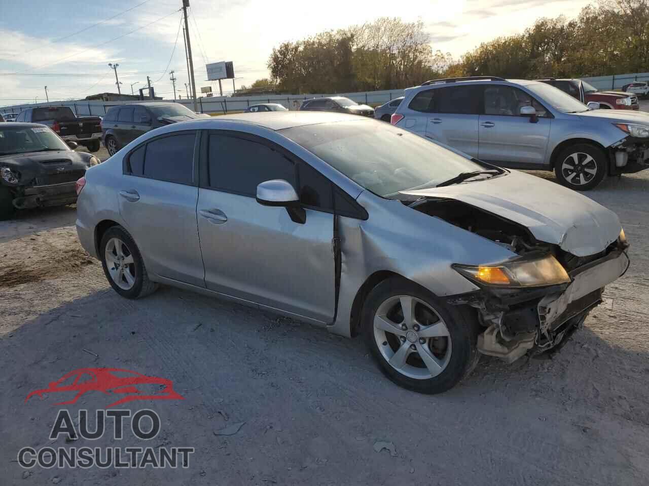 HONDA CIVIC 2013 - 19XFB2F53DE054943