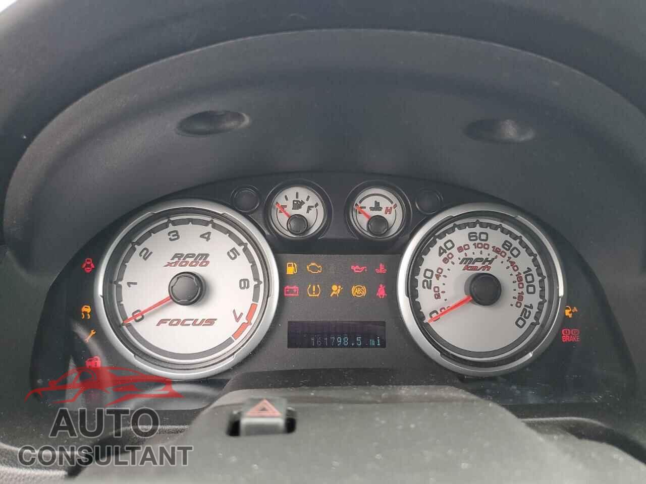 FORD FOCUS 2011 - 1FAHP3FN3BW100425