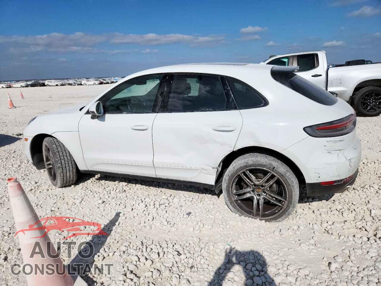 PORSCHE MACAN 2021 - WP1AA2A59MLB10264
