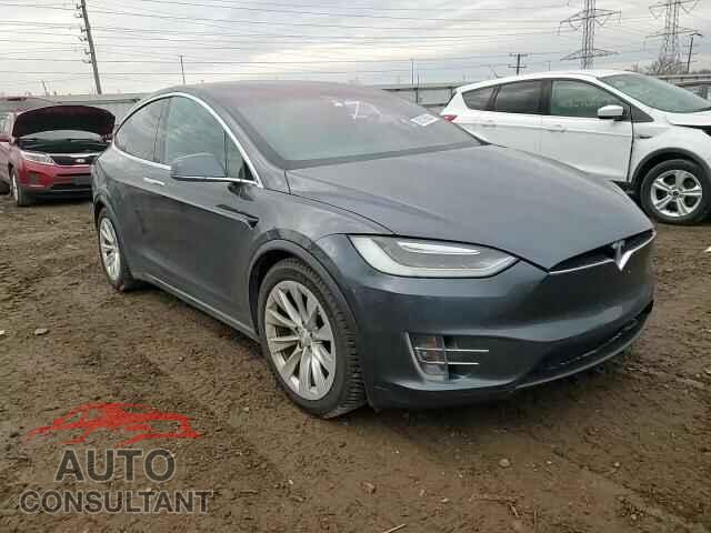 TESLA MODEL X 2016 - 5YJXCDE2XGF030366